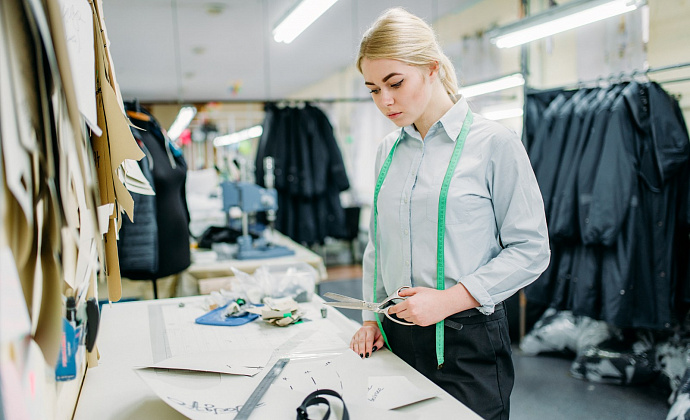 Контролер материалов, изделий и лекал
